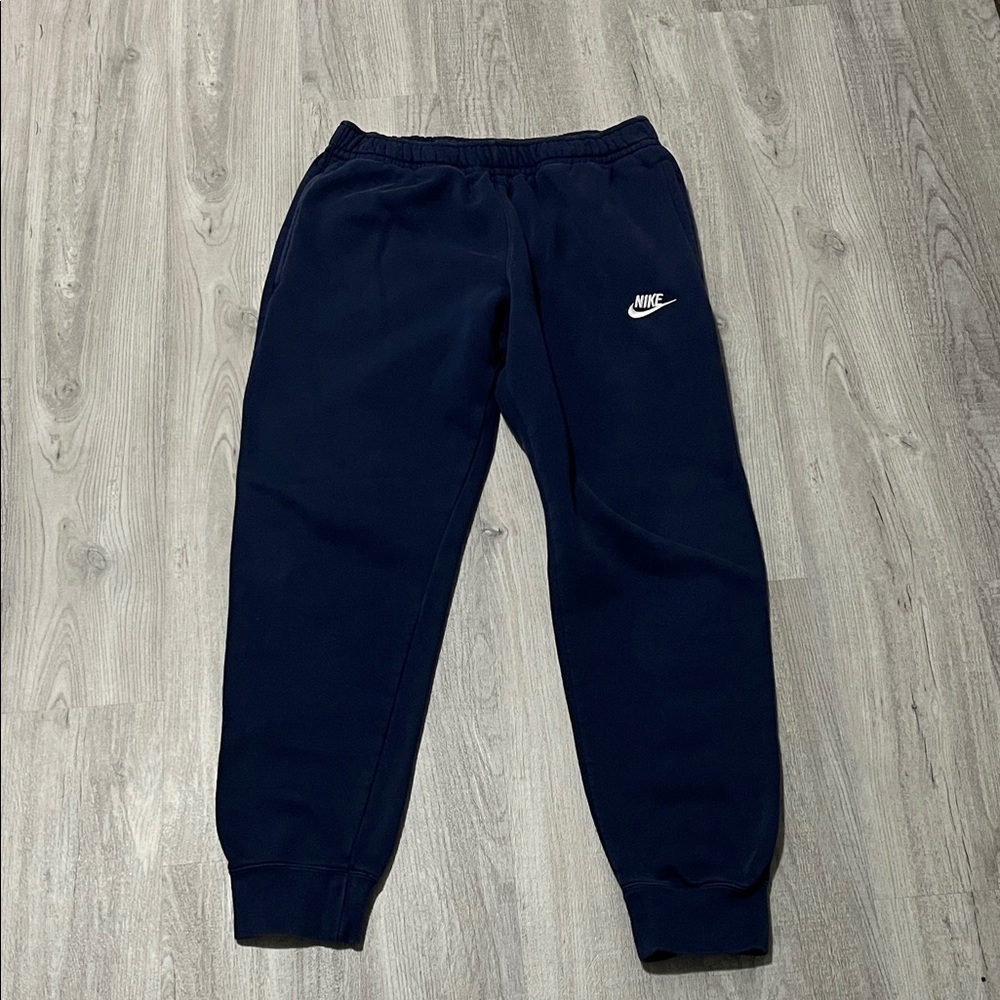 Nike Men’s Navy Sportswear Club Joggers Sweatpants Drawstring Waist Pockets